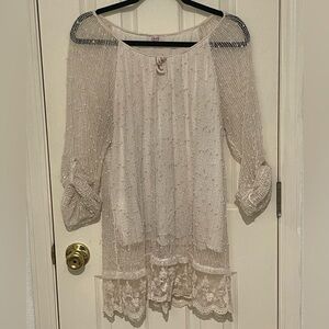 Elegant Cream Knit Women's Top